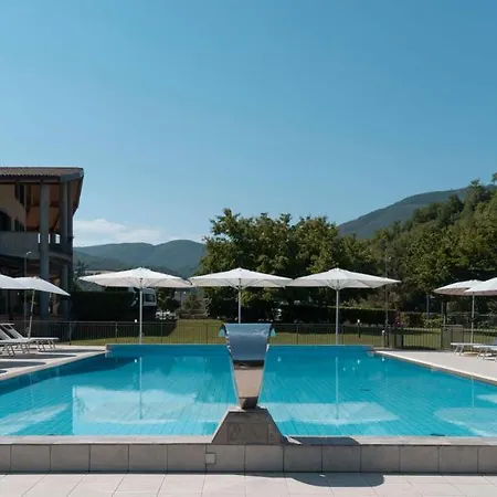 Ξενοδοχείο Grand Elite