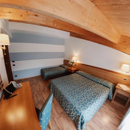 Ξενοδοχείο Grand Elite