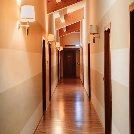 精华大酒店 酒店 3*