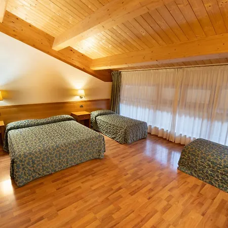 Grand Elite Hotel