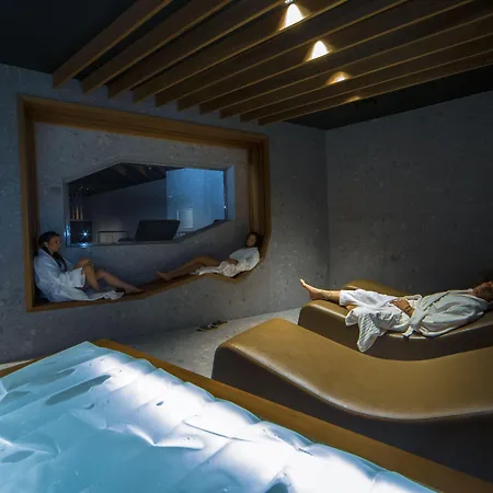 Hotel Grand Elite