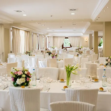 Grand Elite Hotel 3*