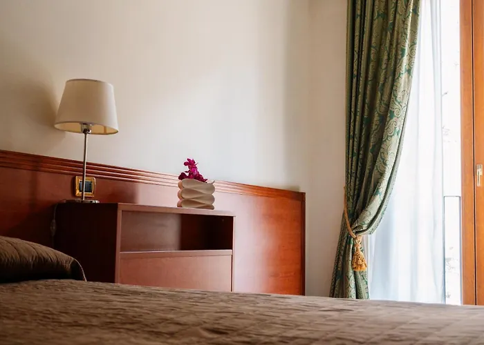 Hotel Grand Elite 3*