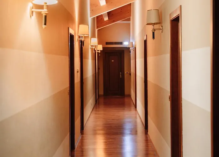 Grand Elite Hotel 3*